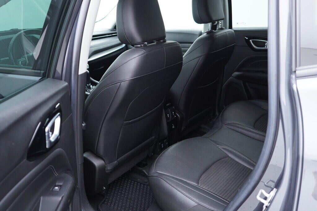 OV190V09830_32.webp_COMPASS  1.3  110 kW automat