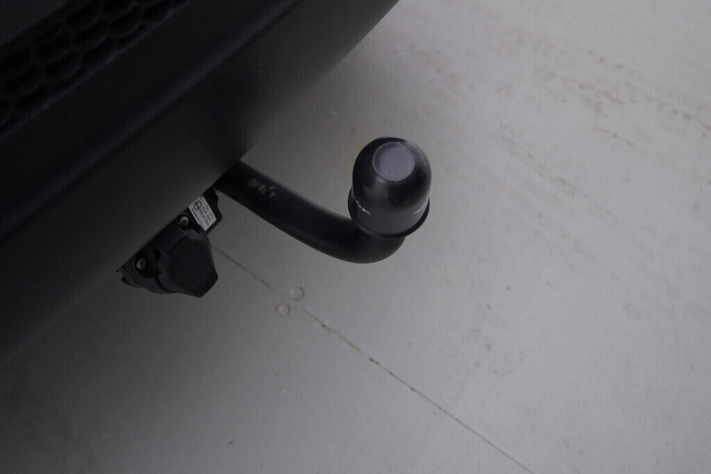 OV190V09830_41.webp_COMPASS  1.3  110 kW automat