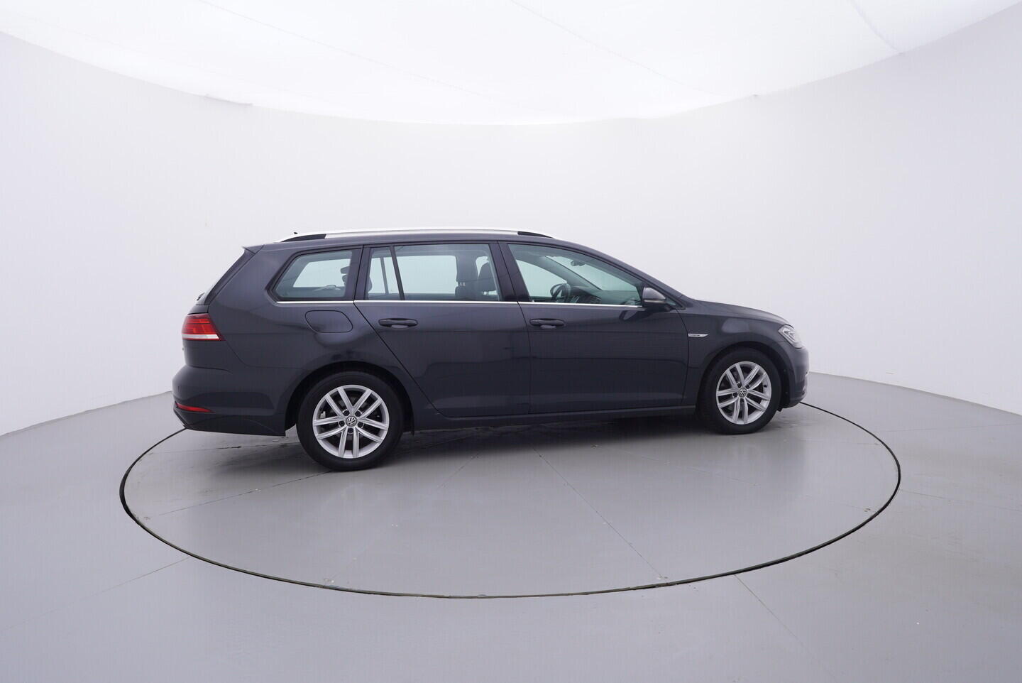 OV190V09831_15.webp_GOLF Highline 1.5 TSI 96 kW automat