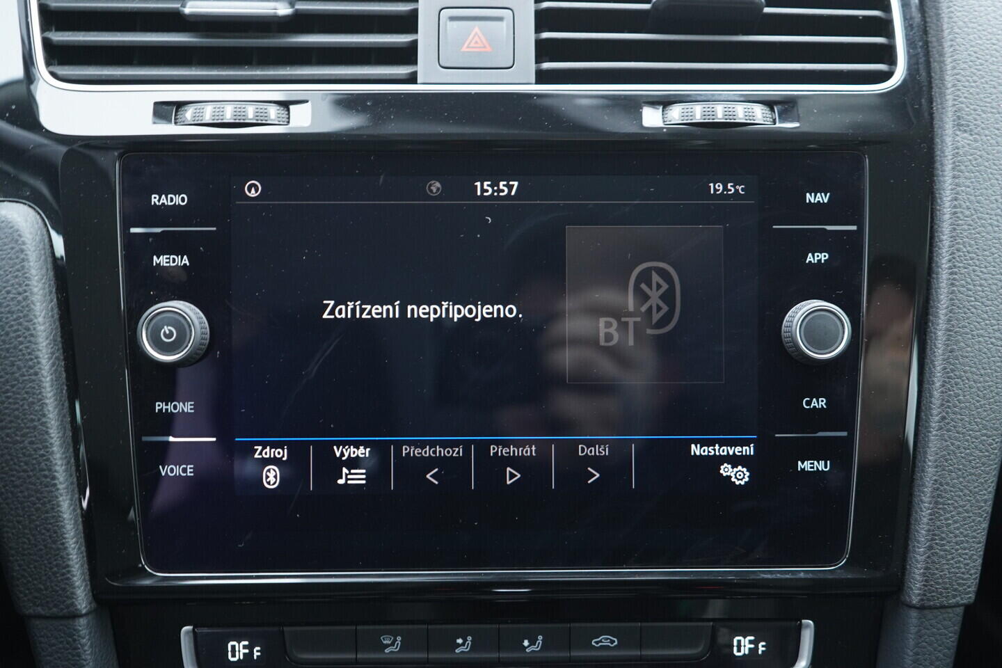 OV190V09831_30.webp_GOLF Highline 1.5 TSI 96 kW automat