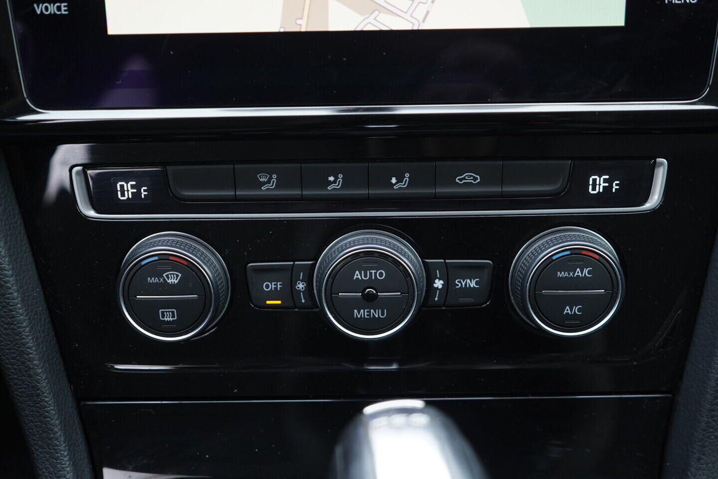 OV190V09831_34.webp_GOLF Highline 1.5 TSI 96 kW automat