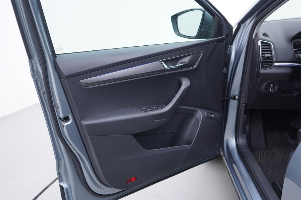 OV190V09832_19.webp_KAROQ Style 2.0 TSI 110 kW automat