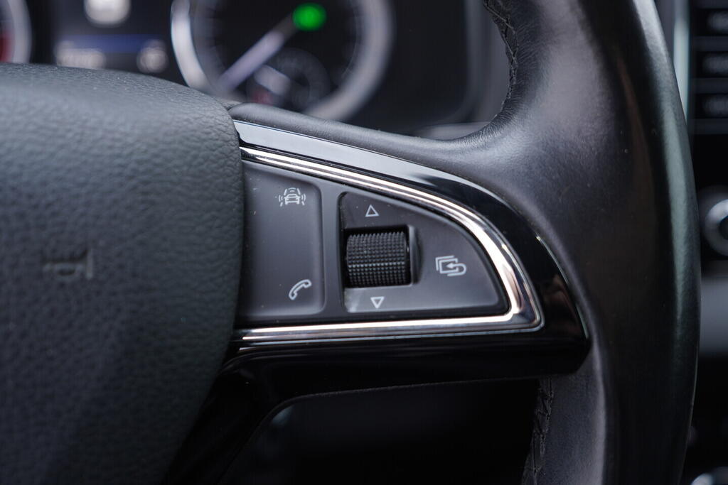 OV190V09832_27.webp_KAROQ Style 2.0 TSI 110 kW automat