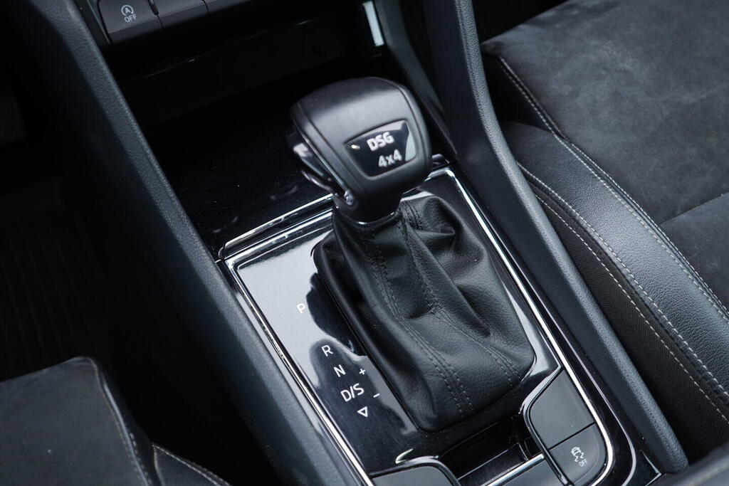 OV190V09832_34.webp_KAROQ Style 2.0 TSI 110 kW automat