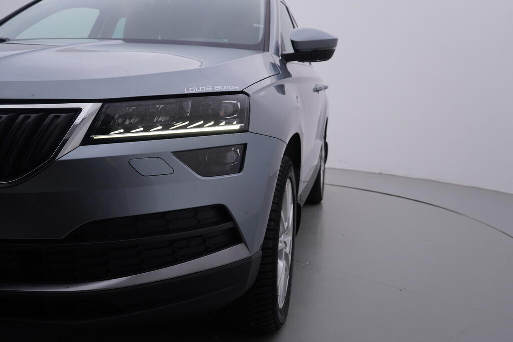 OV190V09832_43.webp_KAROQ Style 2.0 TSI 110 kW automat