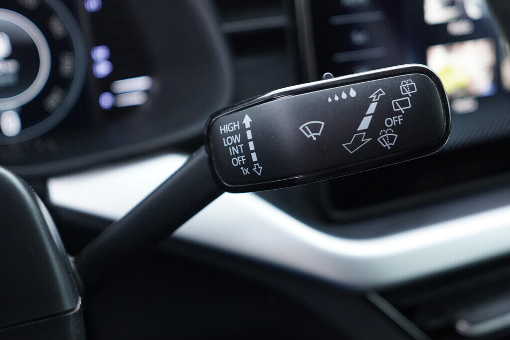 OV190V09833_24.webp_KAMIQ Bussines 1.6 TSI 85 kW manuál