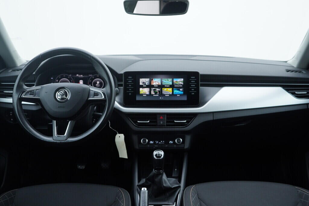 OV190V09833_25.webp_KAMIQ Bussines 1.6 TSI 85 kW manuál