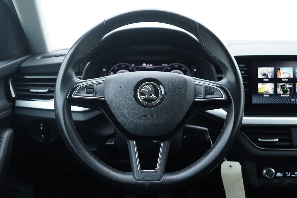 OV190V09833_26.webp_KAMIQ Bussines 1.6 TSI 85 kW manuál