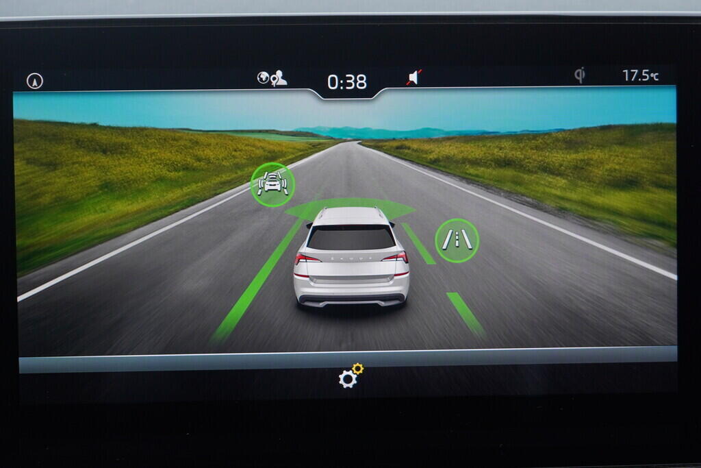 OV190V09833_28.webp_KAMIQ Bussines 1.6 TSI 85 kW manuál