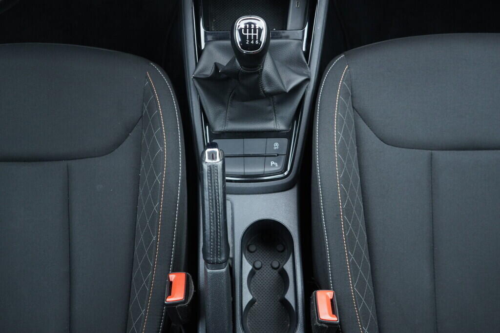 OV190V09833_33.webp_KAMIQ Bussines 1.6 TSI 85 kW manuál