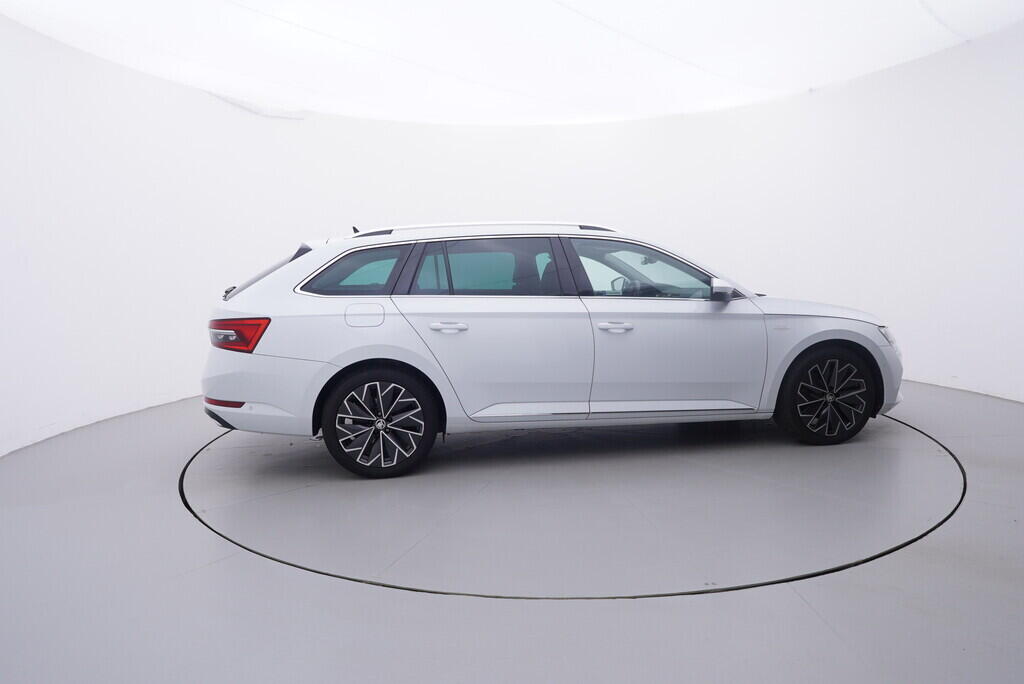 OV190V09839_15.webp_SUPERB L&K 2.0 TDI 147 kW automat, DPH