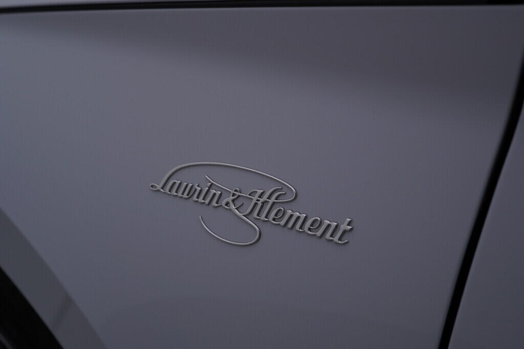 OV190V09839_47.webp_SUPERB L&K 2.0 TDI 147 kW automat, DPH