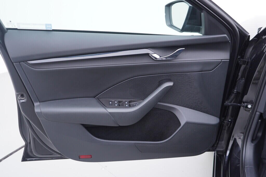 OV190V09840_19.webp_OCTAVIA Ambition 2.0 TDI 85 kW automat, DPH