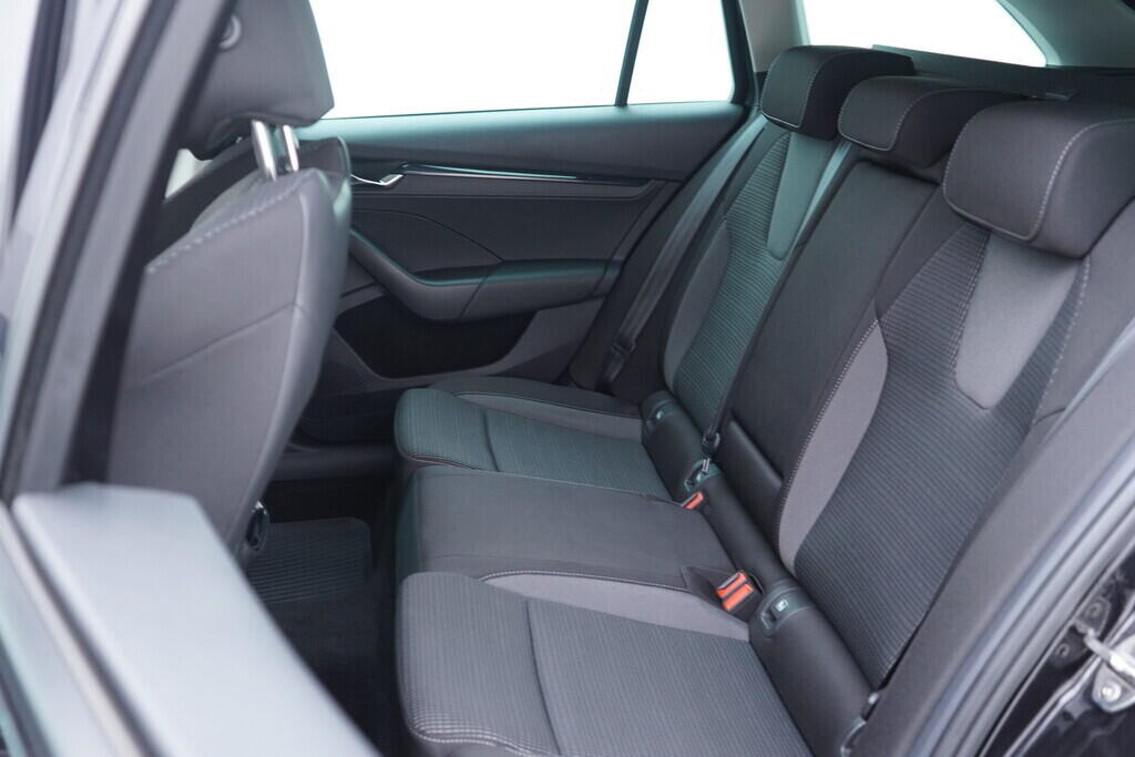 OV190V09840_39.webp_OCTAVIA Ambition 2.0 TDI 85 kW automat, DPH