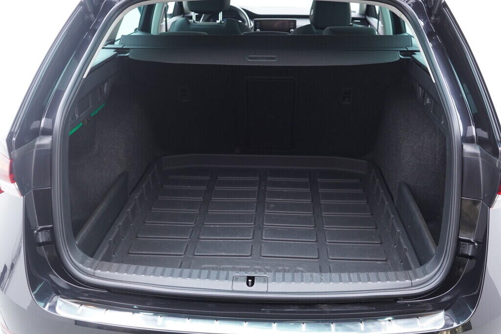 OV190V09840_40.webp_OCTAVIA Ambition 2.0 TDI 85 kW automat, DPH