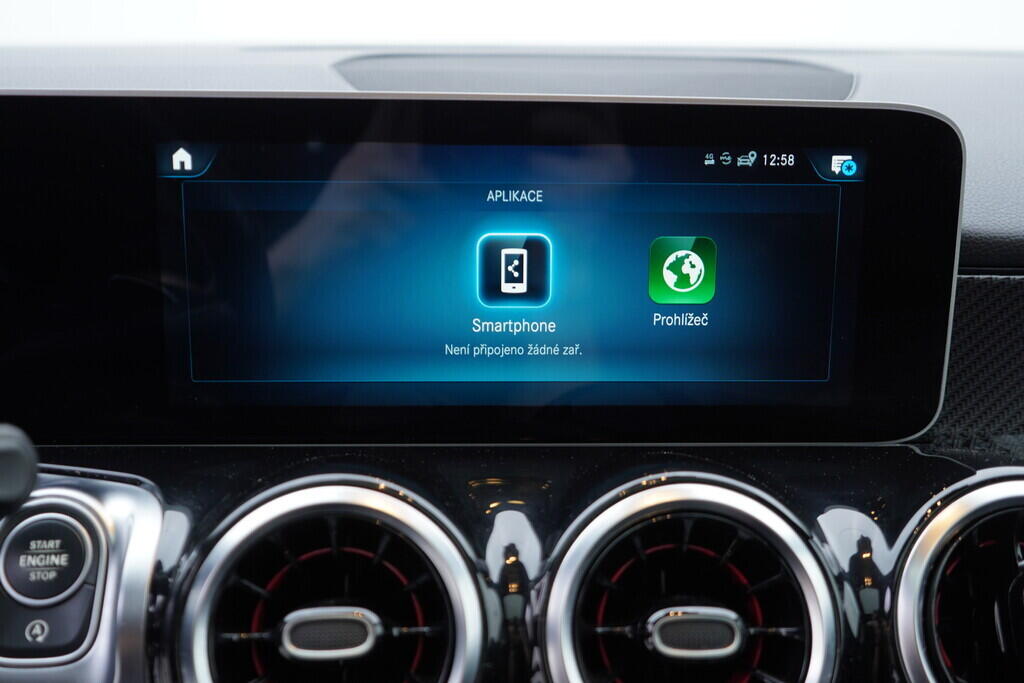 OV190V09841_32.webp_GLB 35 AMG 2.0  225 kW automat, DPH