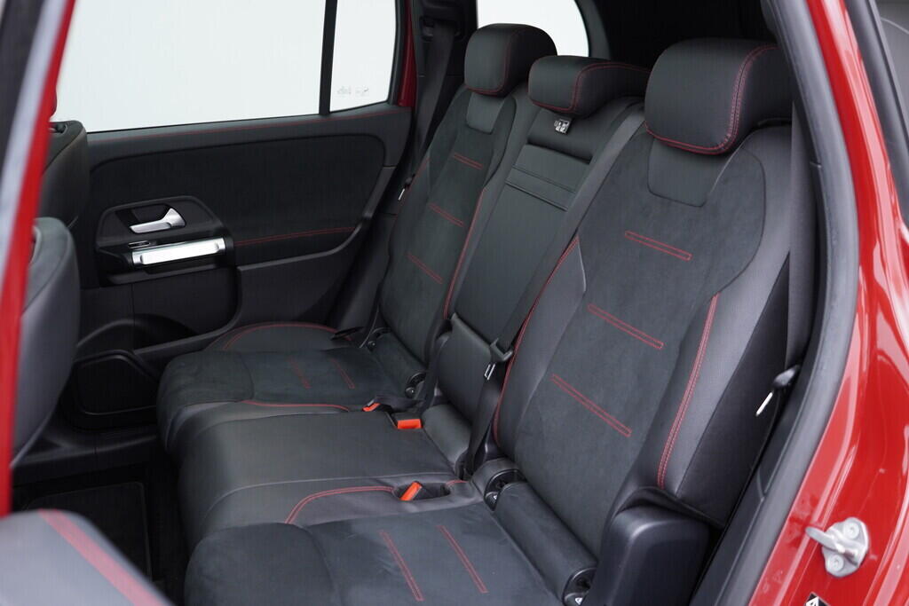 OV190V09841_42.webp_GLB 35 AMG 2.0  225 kW automat, DPH