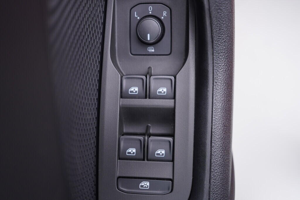 OV190V09842_20.webp_OCTAVIA Ambition 2.0 TDI 85 kW manuál, DPH