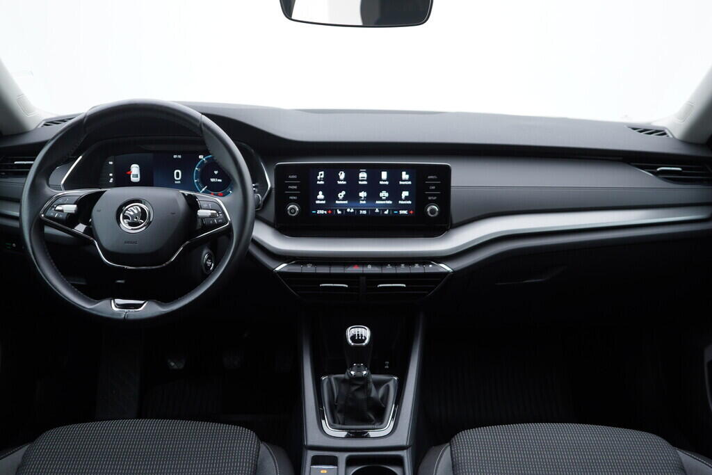 OV190V09842_25.webp_OCTAVIA Ambition 2.0 TDI 85 kW manuál, DPH