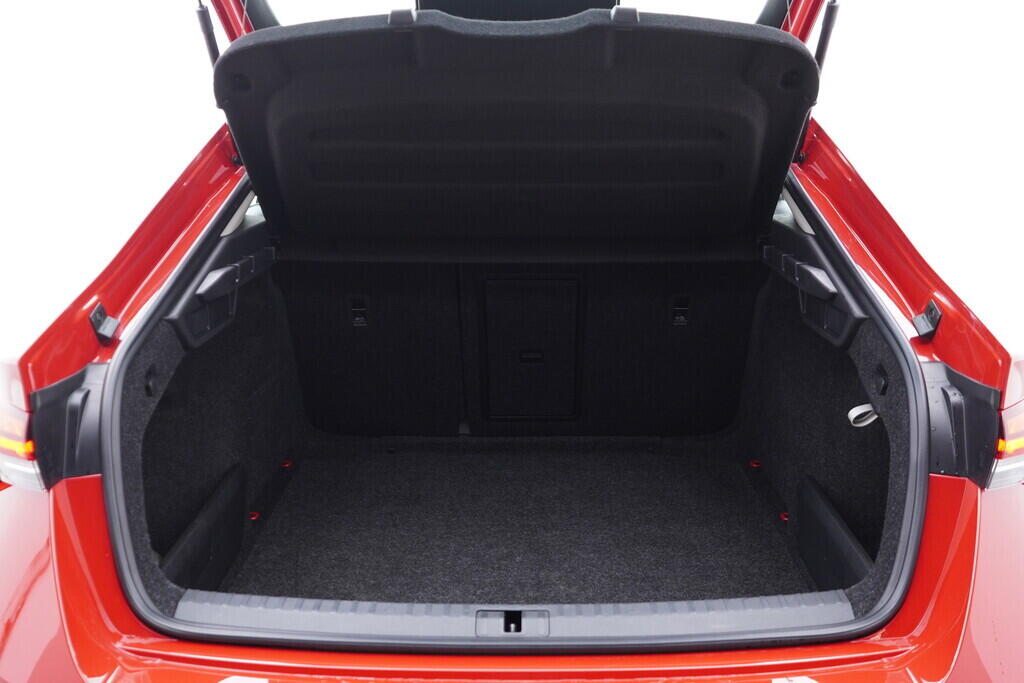 OV190V09842_37.webp_OCTAVIA Ambition 2.0 TDI 85 kW manuál, DPH