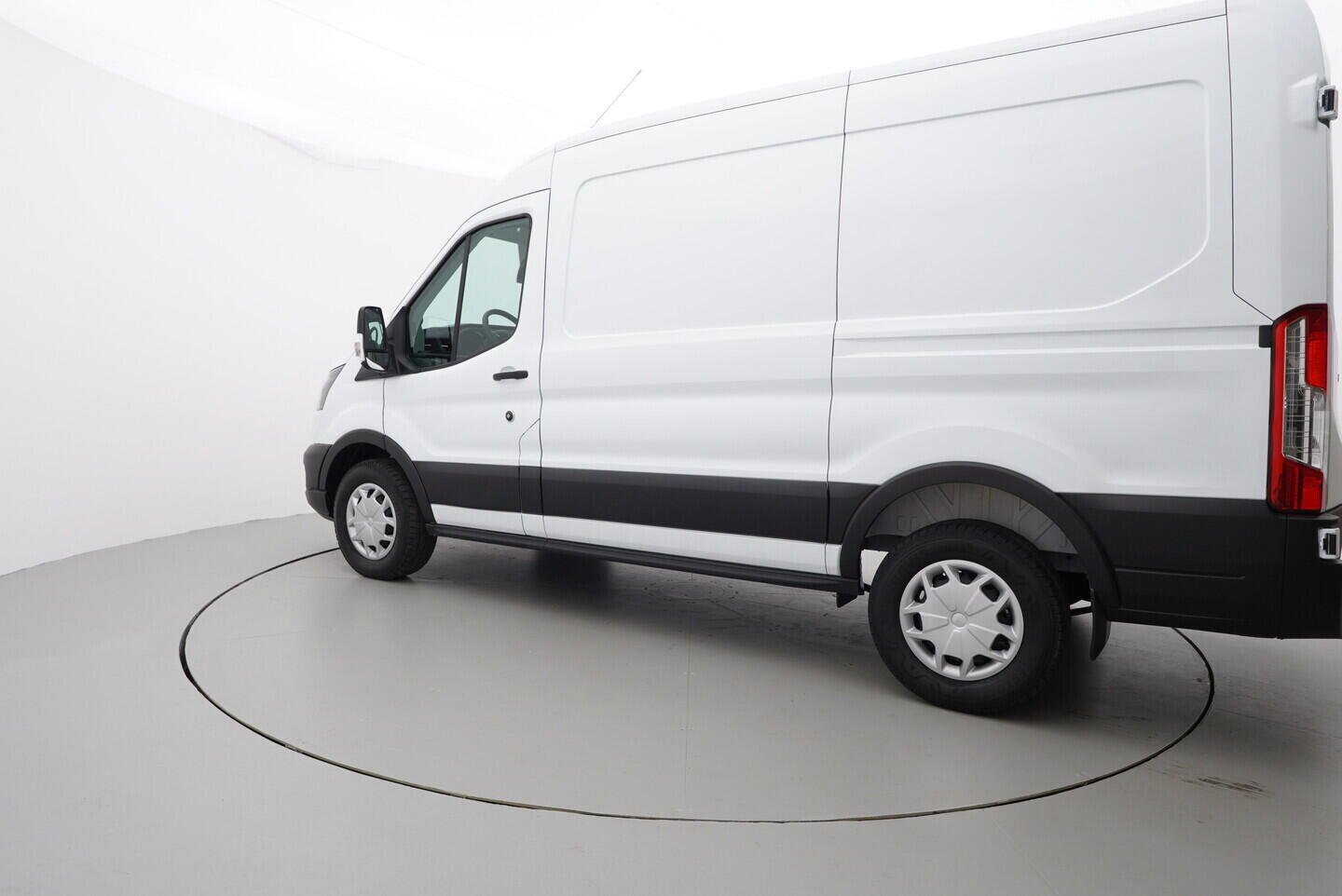 OV190V09844_12.webp_TRANSIT  2.0 TDCi 96 kW manuál, DPH