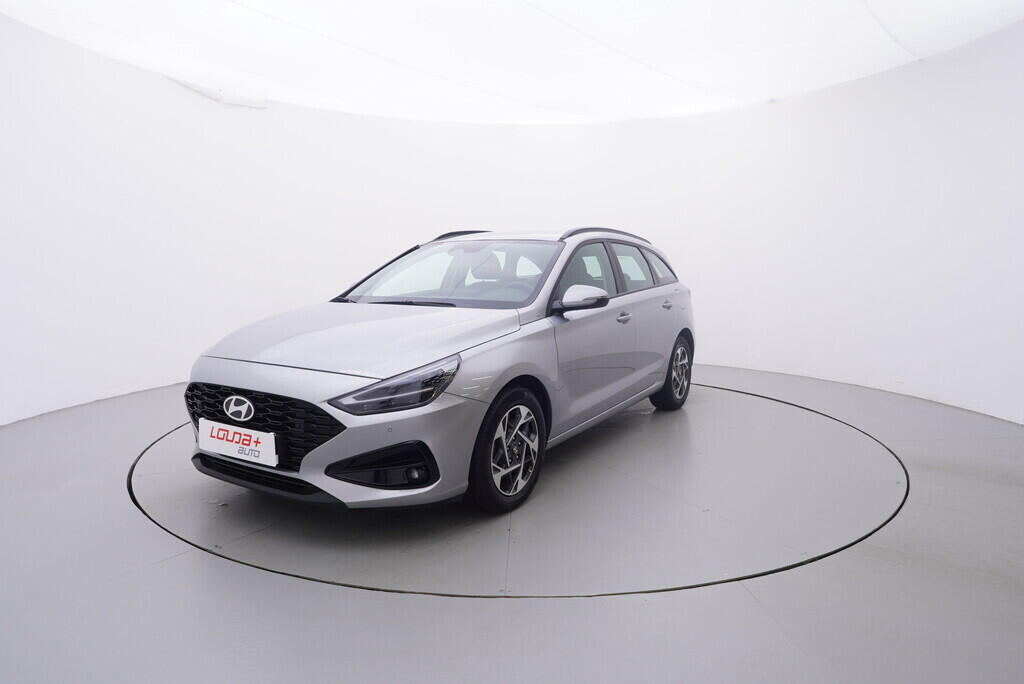 OV190V09845_10.webp_I30 Start 1.0 G3LE 74 kW manuál, DPH