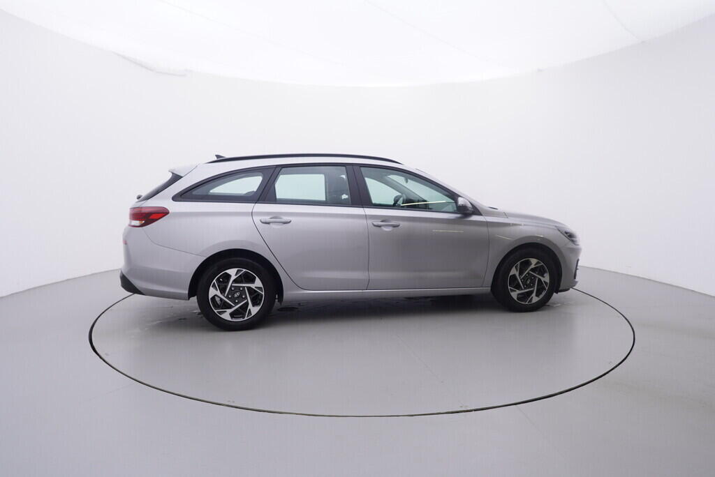 OV190V09845_15.webp_I30 Start 1.0 G3LE 74 kW manuál, DPH