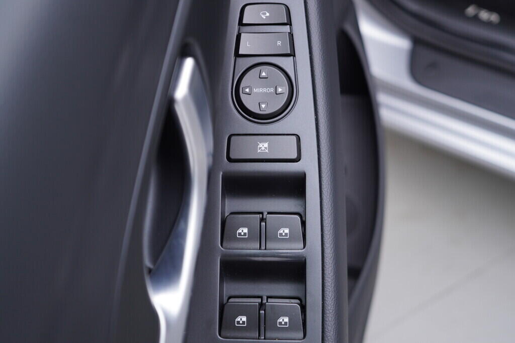 OV190V09845_20.webp_I30 Start 1.0 G3LE 74 kW manuál, DPH