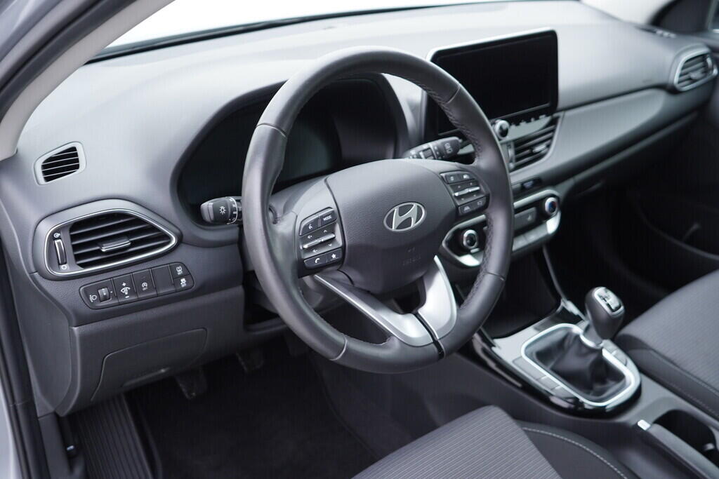 OV190V09845_21.webp_I30 Start 1.0 G3LE 74 kW manuál, DPH