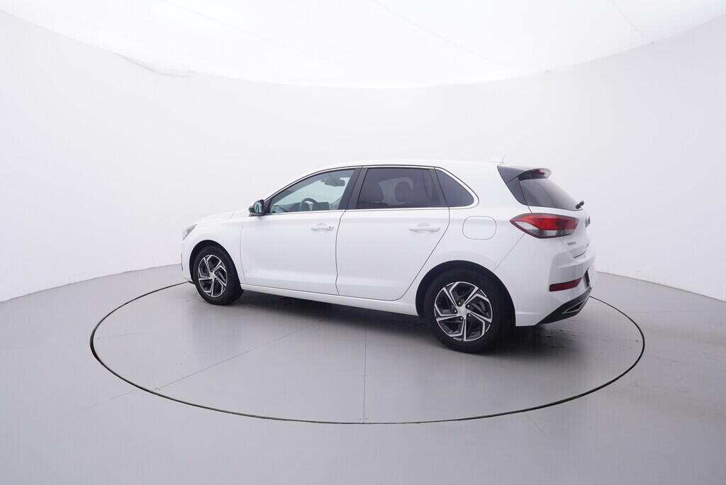 OV190V09846_12.webp_I30 Smart Navi 1.5 T-GDi 81 kW manuál, DPH