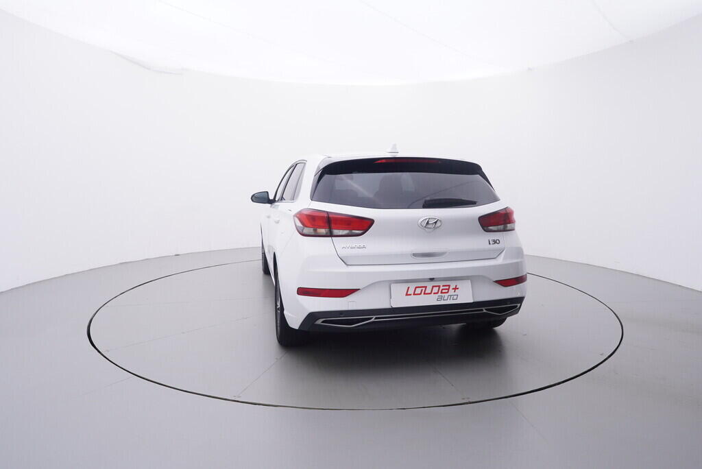 OV190V09846_13.webp_I30 Smart Navi 1.5 T-GDi 81 kW manuál, DPH