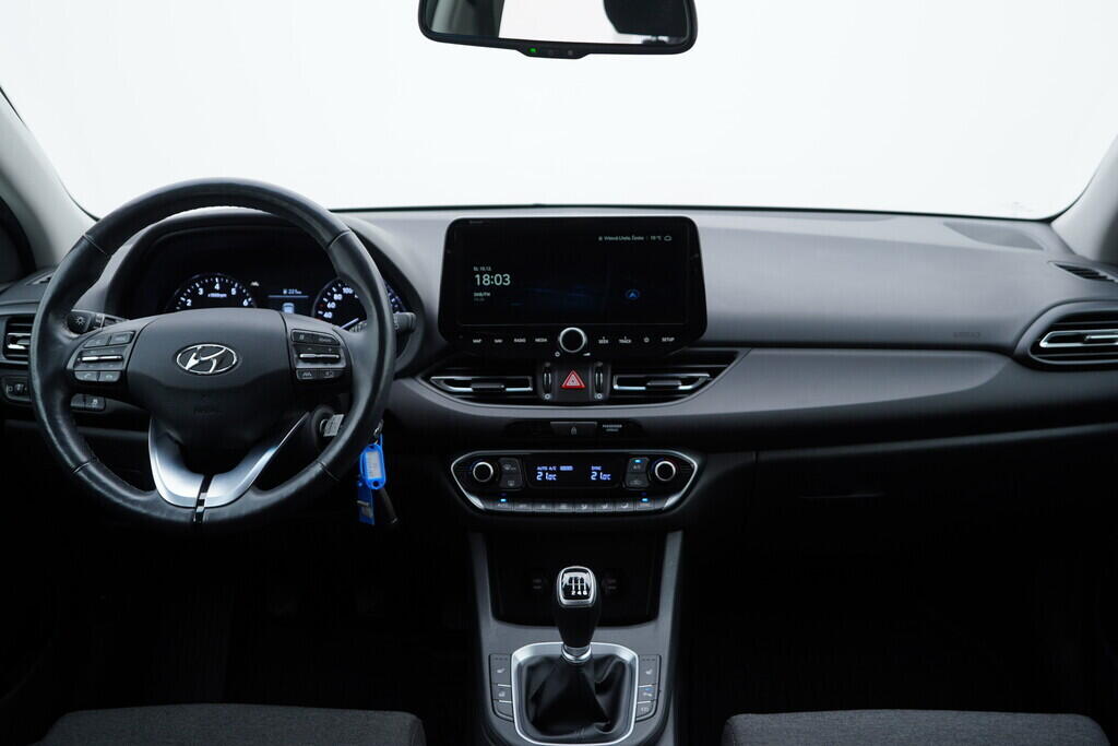 OV190V09846_25.webp_I30 Smart Navi 1.5 T-GDi 81 kW manuál, DPH