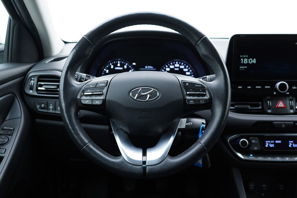 OV190V09846_26.webp_I30 Smart Navi 1.5 T-GDi 81 kW manuál, DPH