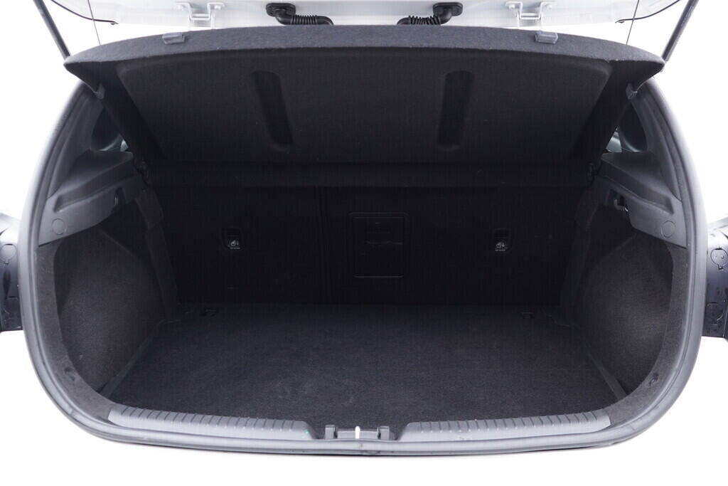 OV190V09846_36.webp_I30 Smart Navi 1.5 T-GDi 81 kW manuál, DPH