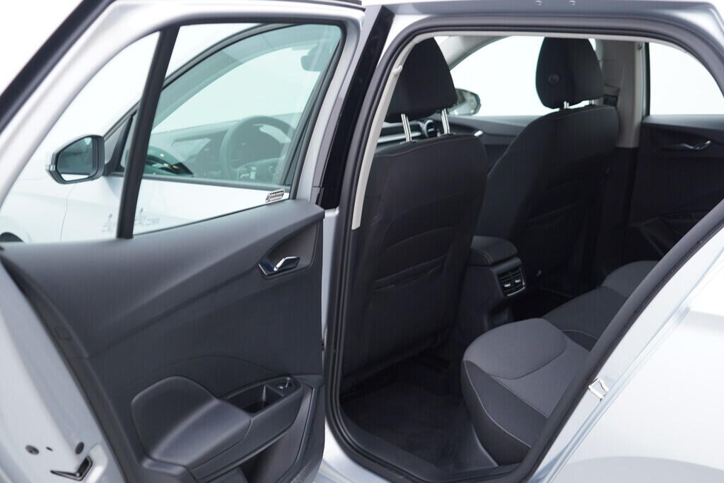 OV190V09848_33.webp_FABIA Selection 1.0 MPI 59 kW manuál, DPH