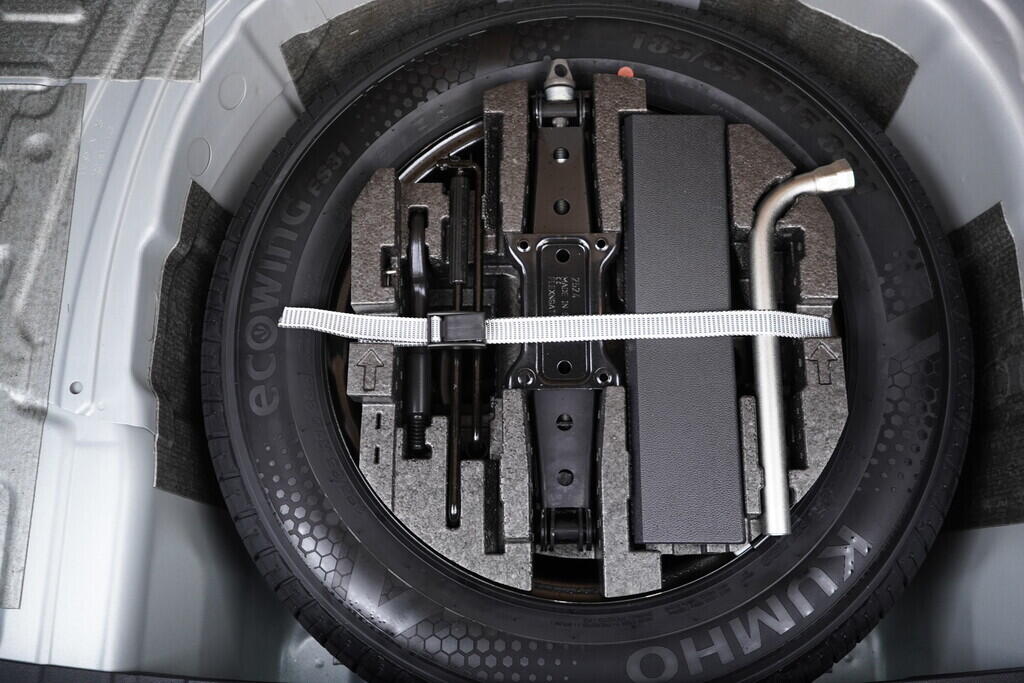 OV190V09848_37.webp_FABIA Selection 1.0 MPI 59 kW manuál, DPH