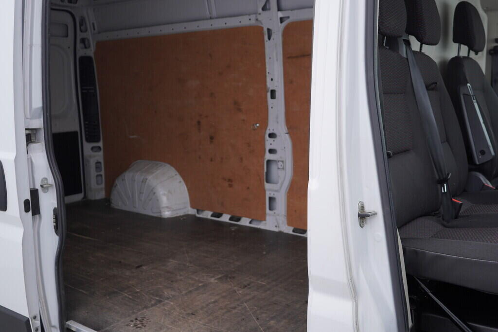 OV190V09849_35.webp_MOVANO  2.2  103 kW manuál, DPH