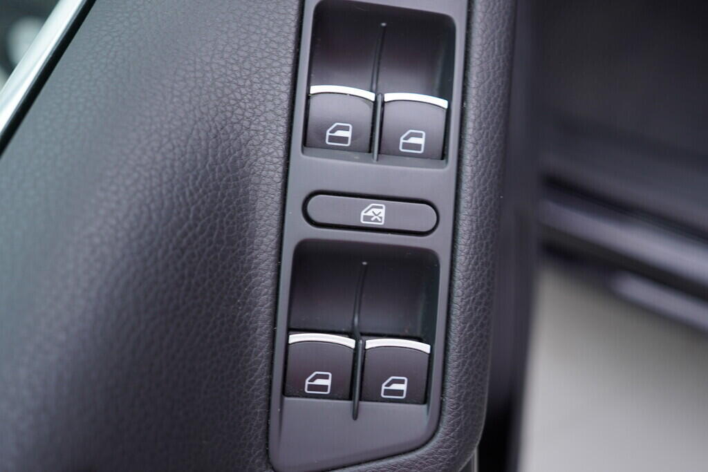 OV190V09853_20.webp_TIGUAN  2.0 TDI 103 kW manuál