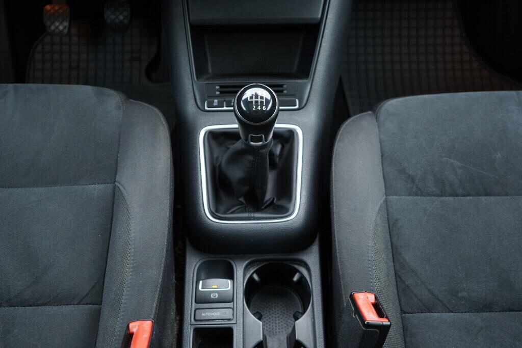 OV190V09853_32.webp_TIGUAN  2.0 TDI 103 kW manuál