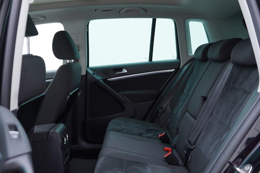 OV190V09853_36.webp_TIGUAN  2.0 TDI 103 kW manuál