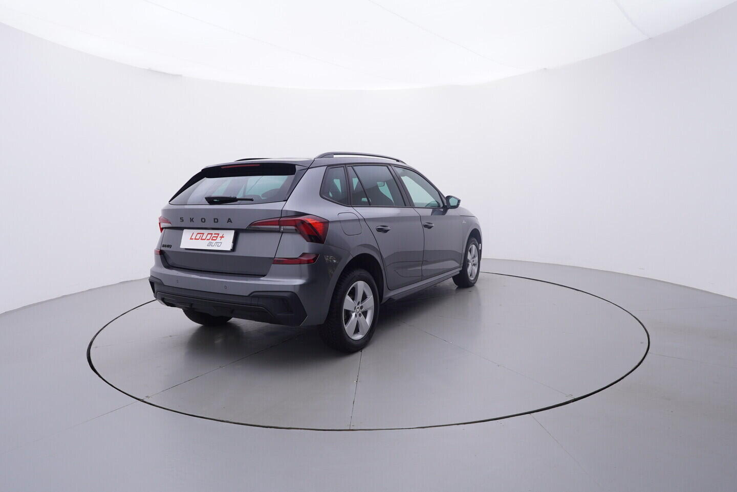 OV190V09854_14.webp_KAMIQ Monte Carlo 1.0 TSI 85 kW manuál, DPH