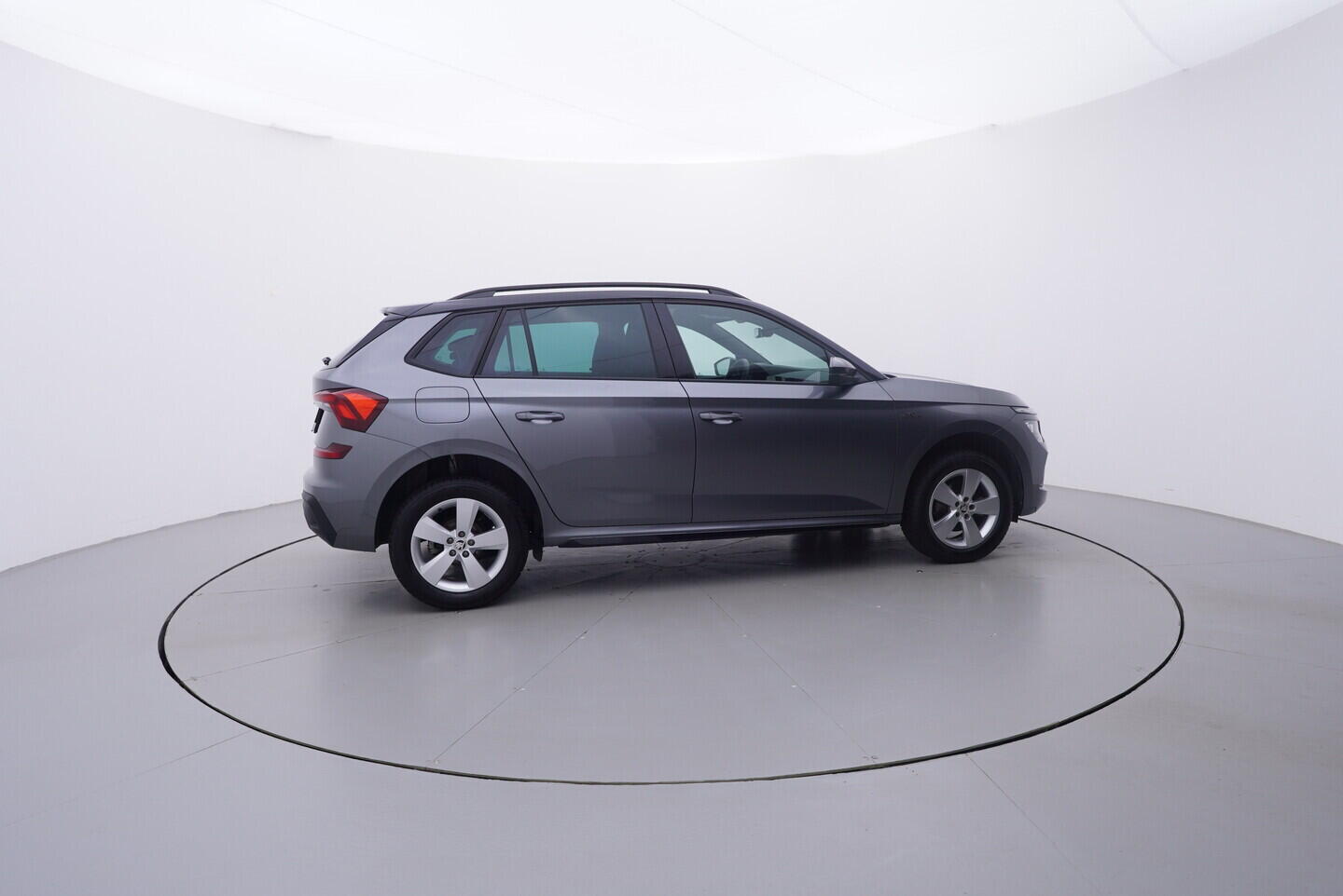 OV190V09854_15.webp_KAMIQ Monte Carlo 1.0 TSI 85 kW manuál, DPH