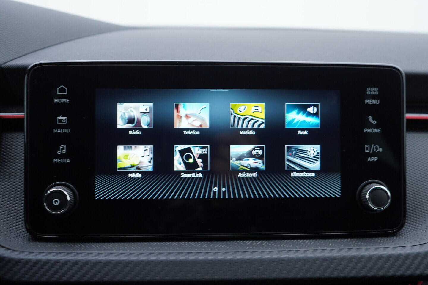 OV190V09854_31.webp_KAMIQ Monte Carlo 1.0 TSI 85 kW manuál, DPH