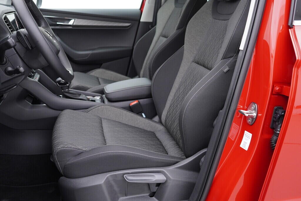 OV190V09867_22.webp_KAROQ Selection 1.5 TSI 110 kW automat, DPH