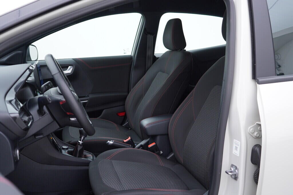 OV190V09882_24.webp_PUMA ST-LINE 1.0  92 kW manuál