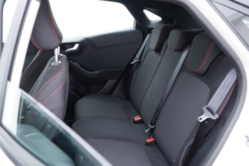 OV190V09882_38.webp_PUMA ST-LINE 1.0  92 kW manuál