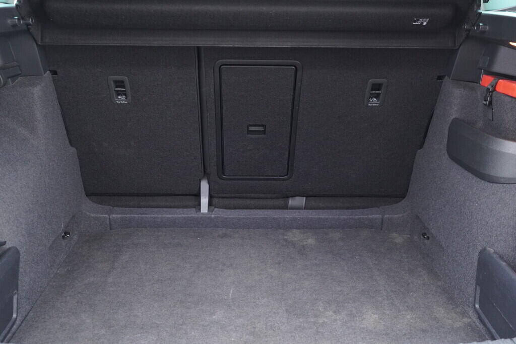 OV190V09883_38.webp_KAROQ  1.5 TSI 110 kW automat