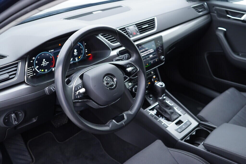 OV190V09884_22.webp_SUPERB Style 1.5 TSI 110 kW automat, DPH