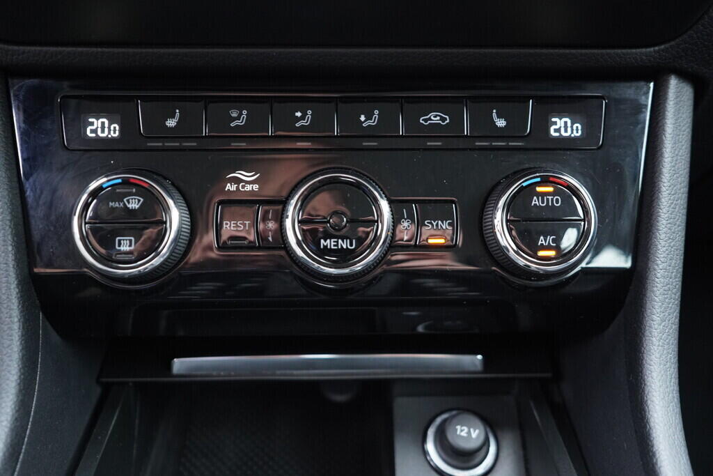 OV190V09884_35.webp_SUPERB Style 1.5 TSI 110 kW automat, DPH