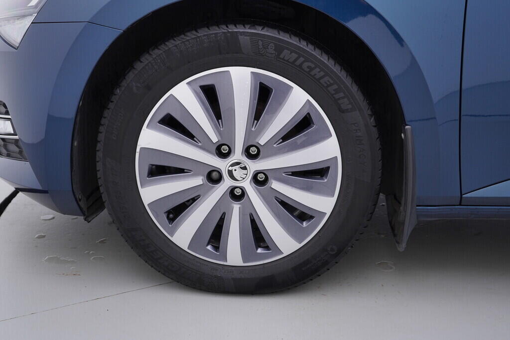 OV190V09884_44.webp_SUPERB Style 1.5 TSI 110 kW automat, DPH